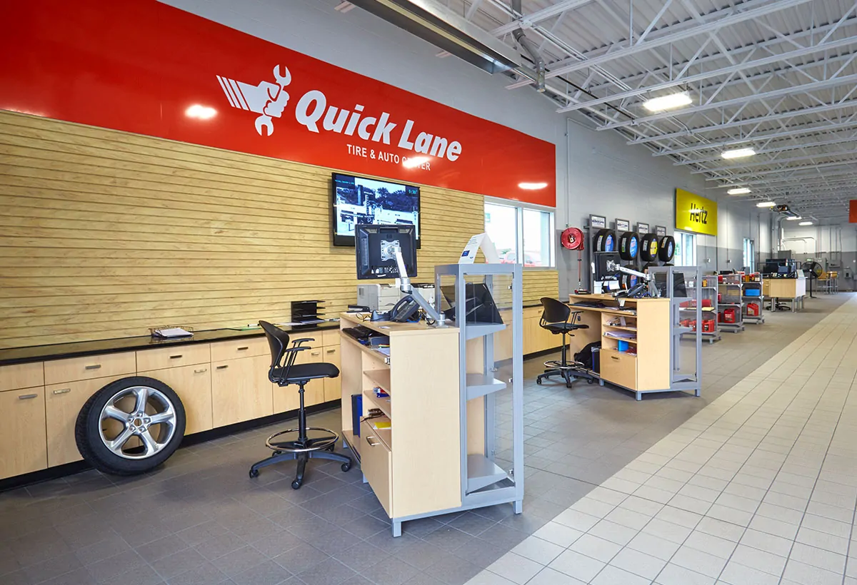 Broadway Automotive-Ford-Hyundai-Pre-Owned Dealership-6