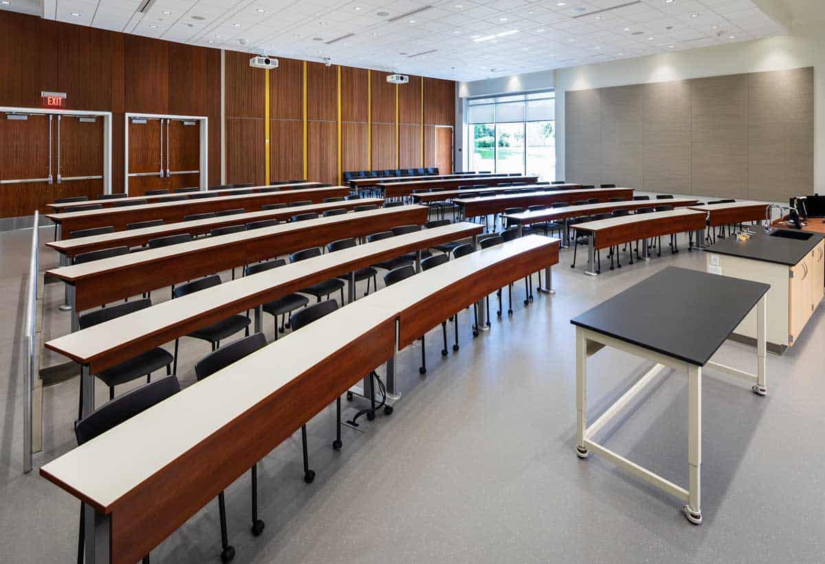 University of Wisconsin-Stevens Point Chemistry & Biology Building