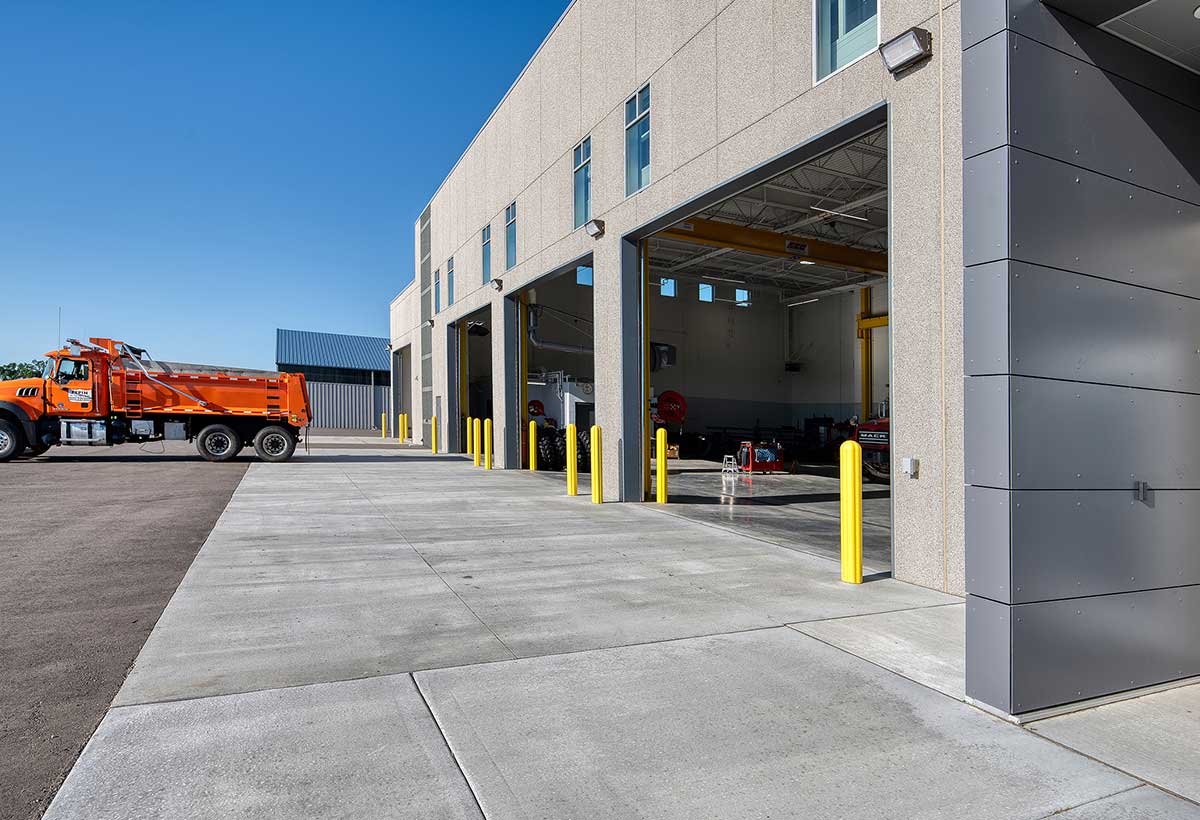 Pepin County Garage