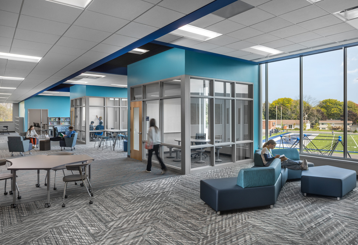 Menasha's new Maplewood Intermediate School