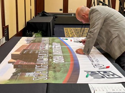 osha miron signing 5
