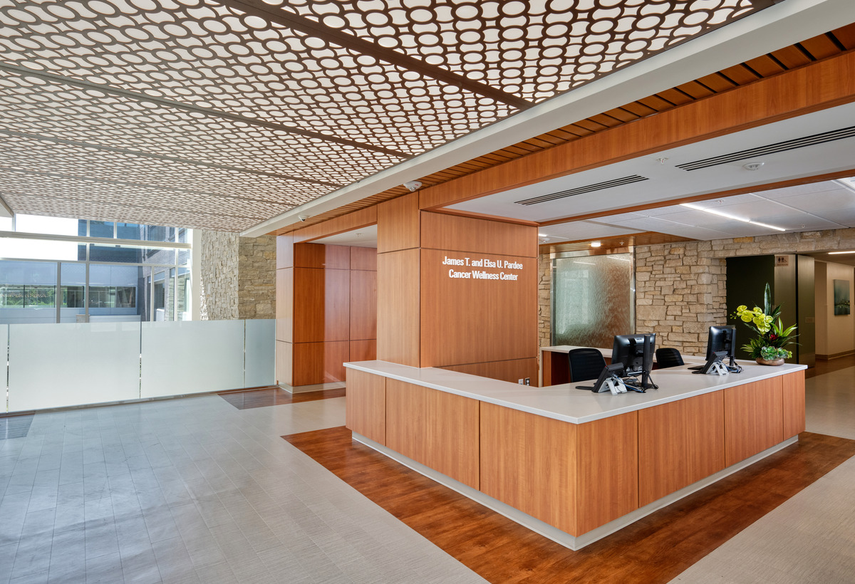 MyMichigan Midland Cancer Center Interior Reception