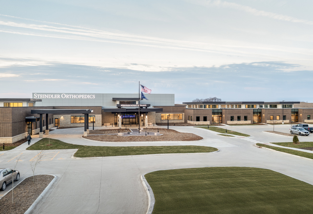 Steindler Orthopedic Clinic Ambulatory Surgical Center & Medical Office Building Exterior