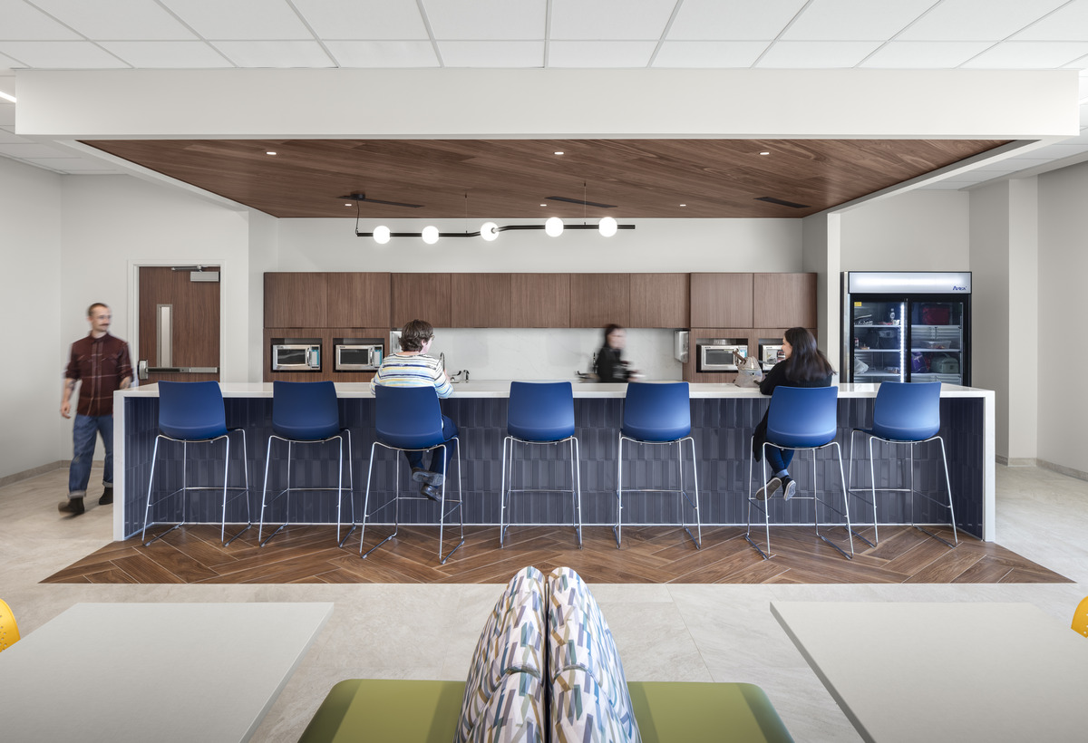 Steindler Orthopedic Clinic Ambulatory Surgical Center & Medical Office Building Interior